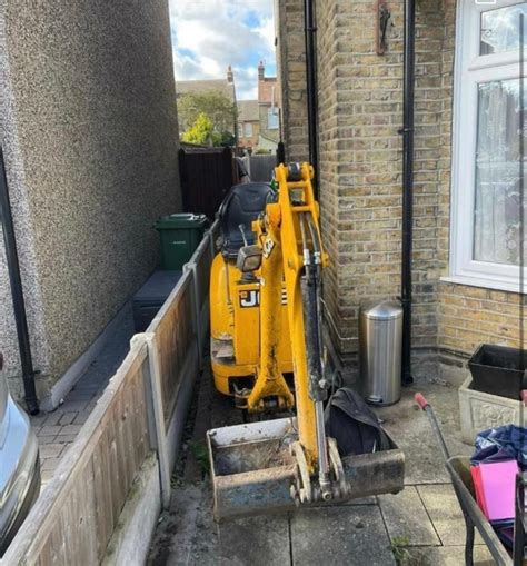 mini digger and driver hire enfield|Mini Digger Hire in Enfield .